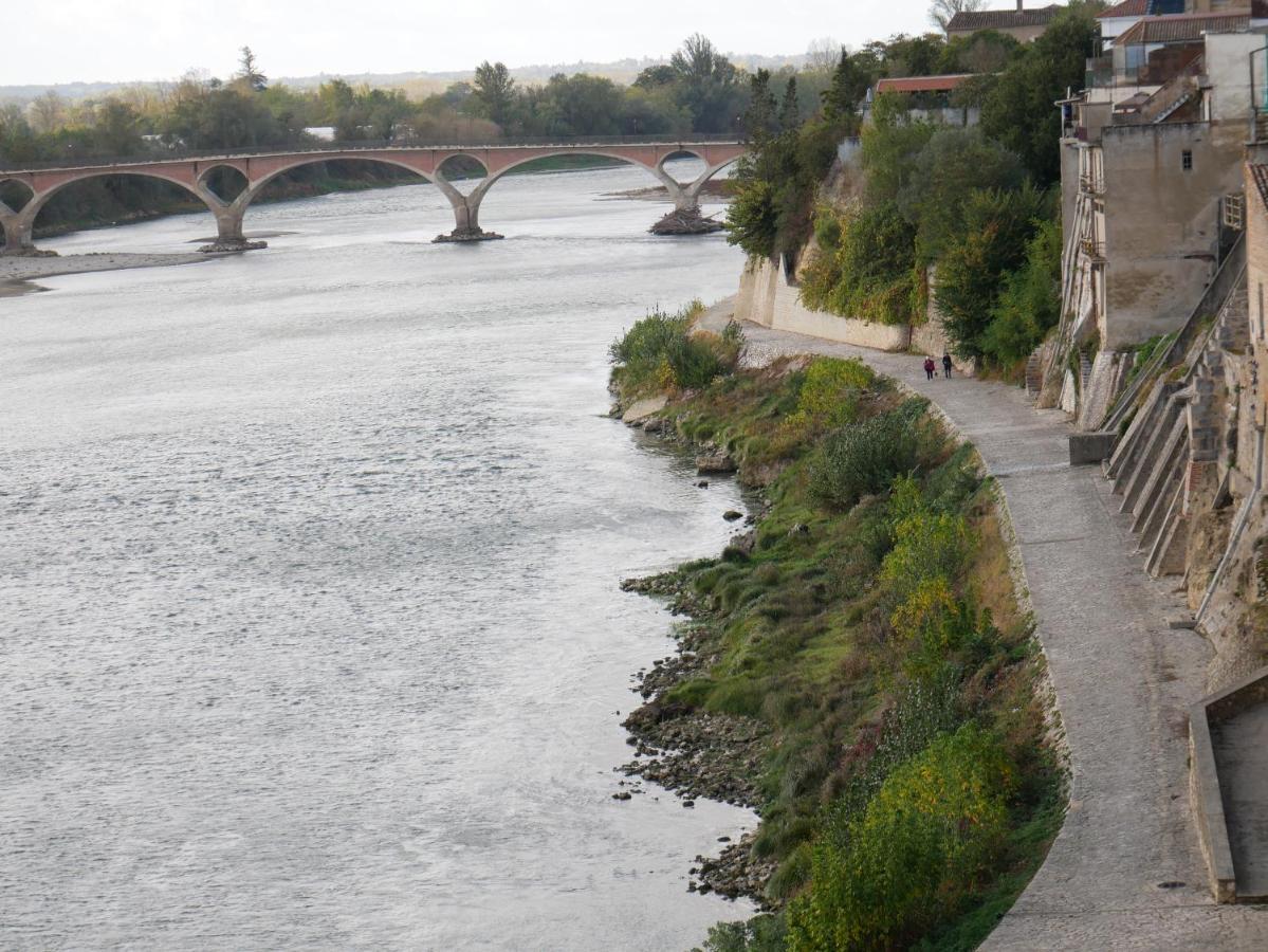 Hotel Restaurant Cote Garonne Le Balcon Des Dames - Tonneins Fauillet Marmande - Vue Panoramique Bord De Garonne Chambres Climatisees エクステリア 写真
